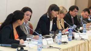 raport freedom house