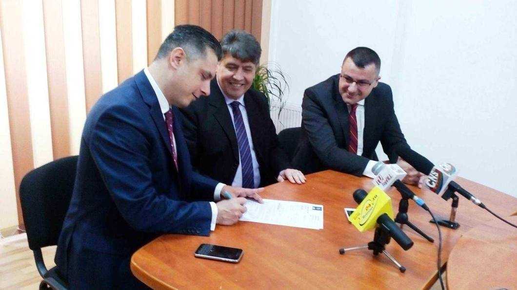 Alin Antochi Laurentiu Leoreanu Mugur Cozmanciuc