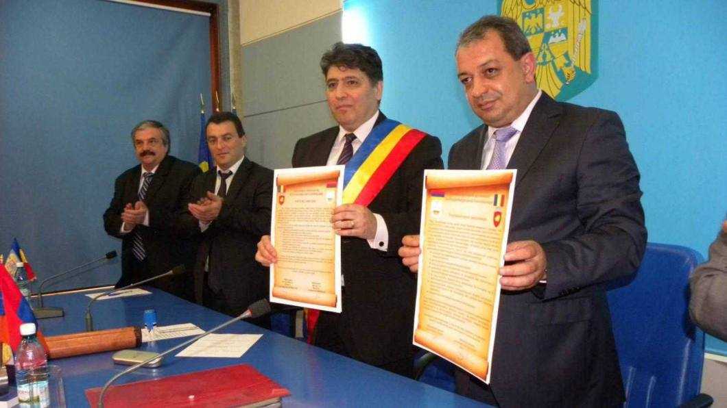 Raport de activitate la final de mandat (II) 45 7. Semnare acte Armenia