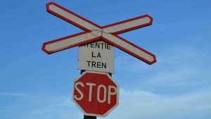 atentie tren