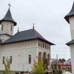 biserica Sfantul Dumitru Roman 1