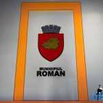 inroman.ro stema roman hol primarie