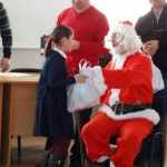 Moș Crăciun a fost "reținut" de polițiștii romașcani 25 Mos Craciun Politia Roman 25