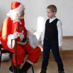 Moș Crăciun a fost "reținut" de polițiștii romașcani 34 Mos Craciun Politia Roman 34