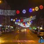 inroman.ro Roman centru noaptea ornamente sarbatori de iarna Craciun