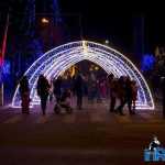 inroman.ro Roman centru noaptea ornamente sarbatori de iarna Craciun 15