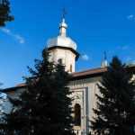 Biserica Precista Mare Roman 002