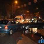 inroman.ro accident Favorit 3 masini 0078