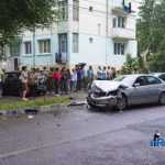 Accident pe Anton Pann: patru dintr-o lovitură (foto) 9 accident anton pann 2337