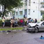 Accident pe Anton Pann: patru dintr-o lovitură (foto) 8 accident anton pann 2338