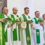 Biserica Catolica Sagna preoti Francisc Farcasel 7313