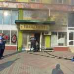 Foto: Incendiu la florăria Stil din cartierul Favorit 7 pompieri incendiu florarie Stil Favorit 7611