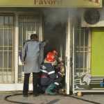Foto: Incendiu la florăria Stil din cartierul Favorit 9 pompieri incendiu florarie Stil Favorit 7618