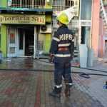 Foto: Incendiu la florăria Stil din cartierul Favorit 46 pompieri incendiu florarie Stil Favorit 7831