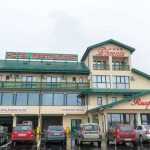 Investiție privată de jumătate de milion de euro, deschisă la Roman 14 restaurant Phoenix deschidere 4833