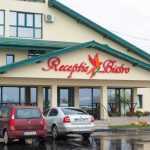 Investiție privată de jumătate de milion de euro, deschisă la Roman 15 restaurant Phoenix deschidere 4834