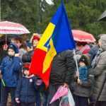 Galerie foto: Ploaia de ziua națională nu i-a ținut pe romașcani acasă 2 1 decembrie ziua nationala 5990