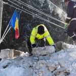 Foto: Om de zăpadă uriaș în Piața Roman-Vodă 2 constructie om de zapada DSC 8650