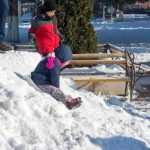 Foto: Om de zăpadă uriaș în Piața Roman-Vodă 10 constructie om de zapada DSC 8721