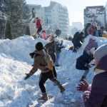 Foto: Om de zăpadă uriaș în Piața Roman-Vodă 17 constructie om de zapada DSC 8757