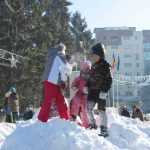 Foto: Om de zăpadă uriaș în Piața Roman-Vodă 19 constructie om de zapada DSC 8763