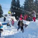 Foto: Om de zăpadă uriaș în Piața Roman-Vodă 20 constructie om de zapada DSC 8767