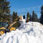 Foto: Om de zăpadă uriaș în Piața Roman-Vodă 27 constructie om de zapada DSC 8825