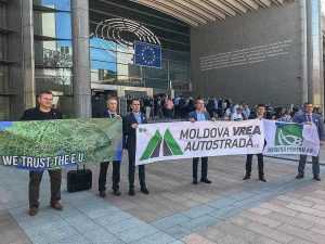 pentru A8 la Bruxelles 4