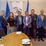 Organizațiile civice care militează pentru A8, premieră la Bruxelles 8 pentru A8 la Bruxelles 8