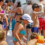 Foto: Romașcani de toate vârstele au răspuns invitației la petrecerea din ștrand 9 petrecere cu spuma in strand 130458