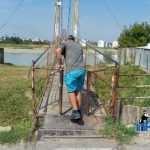 punte Cotu Vames blocata cu bare metalice 1999