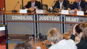 CJ Consiliul Judetean Neamt semnare proiecte drumuri Ionel Arsene DSC 4696 pro