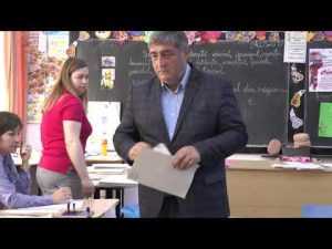 video senatorul manoliu a stat l