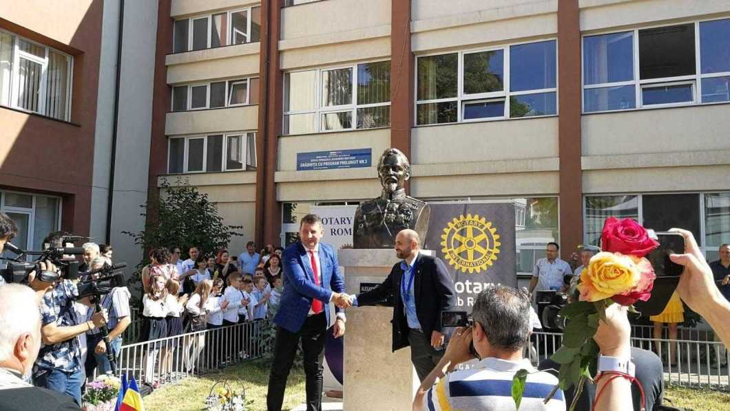 dezvelire-bust-Alexandru-Ioan-Cuza-6