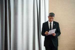 Dan Barna advertorial educatie poza